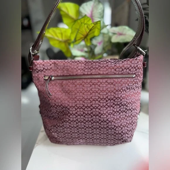 Coach Signature Convertible Duffle Purse Bag #21041E Burgundy /Merlot - Picture 2 of 10